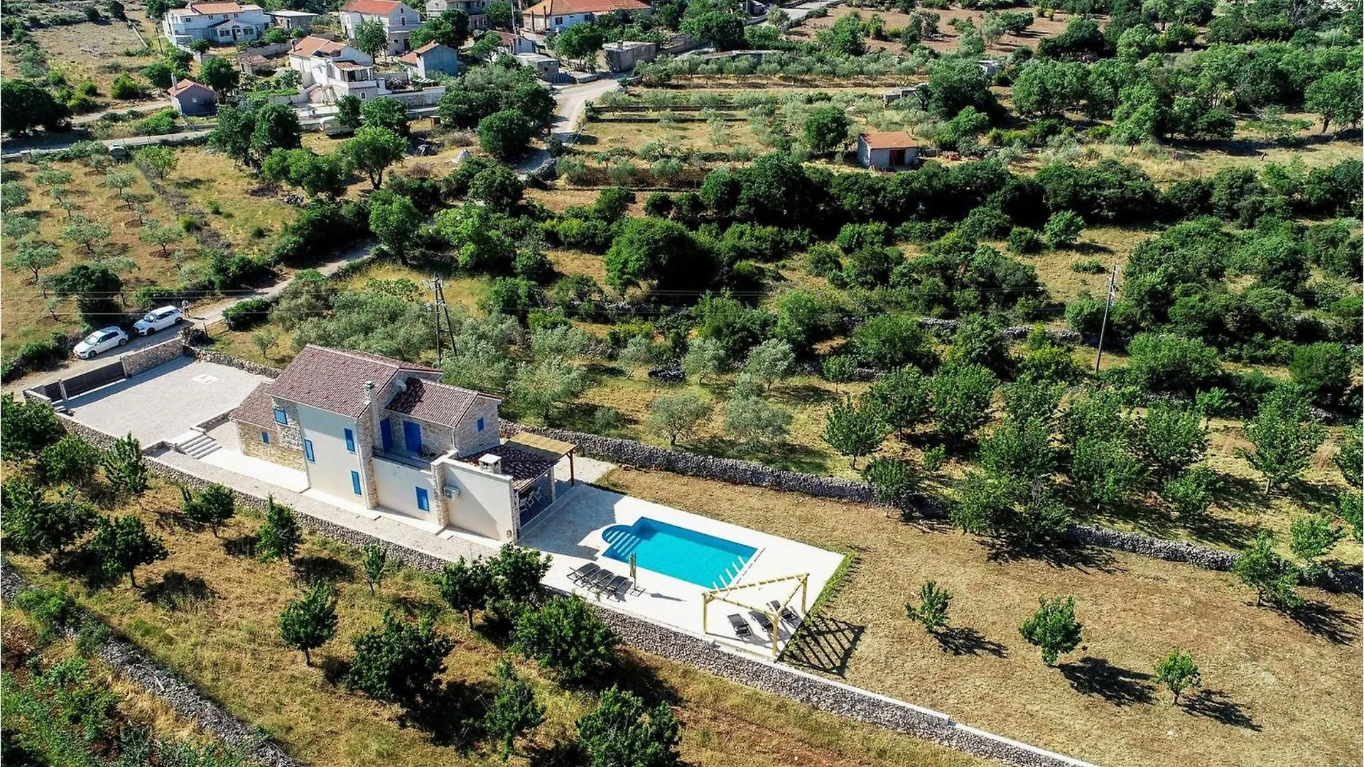 Villa Kamen Debeljak